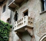 Guida turistica italiana a Verona Maria Cristina Pozza