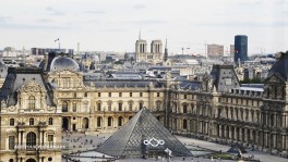 Guide touristique française à Paris Pamela Breit Foncillas