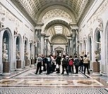 220px-Musei_Vaticani._Braccio_Nuovo